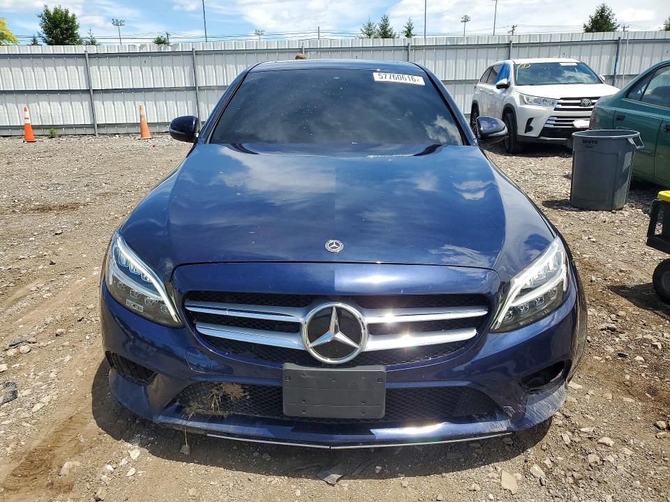2019 MERCEDES-BENZ C 300 — Фото 5 из 12
