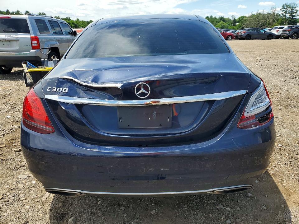 2019 MERCEDES-BENZ C 300 — Фото 6 из 12