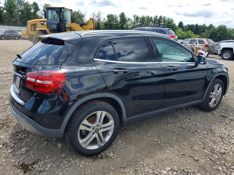 2019 MERCEDES-BENZ GLA 250 4MATIC — Фото 3 из 12