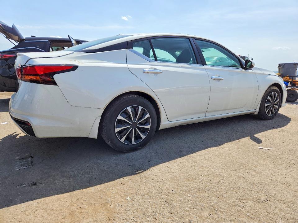 2019 NISSAN ALTIMA — Фото 3 из 12
