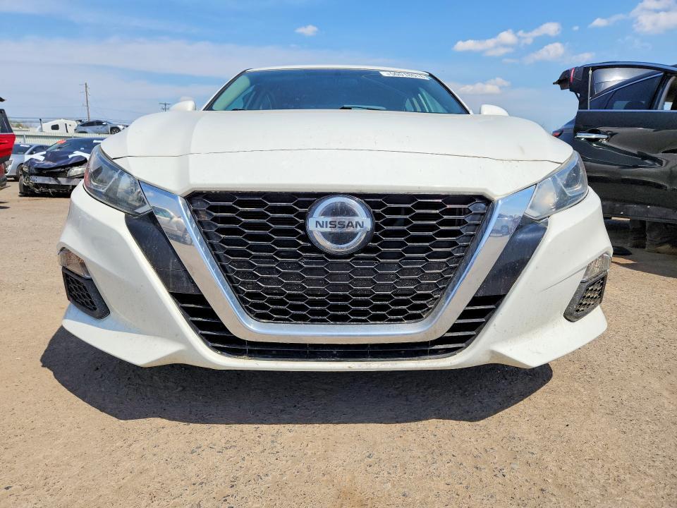 2019 NISSAN ALTIMA — Фото 5 из 12