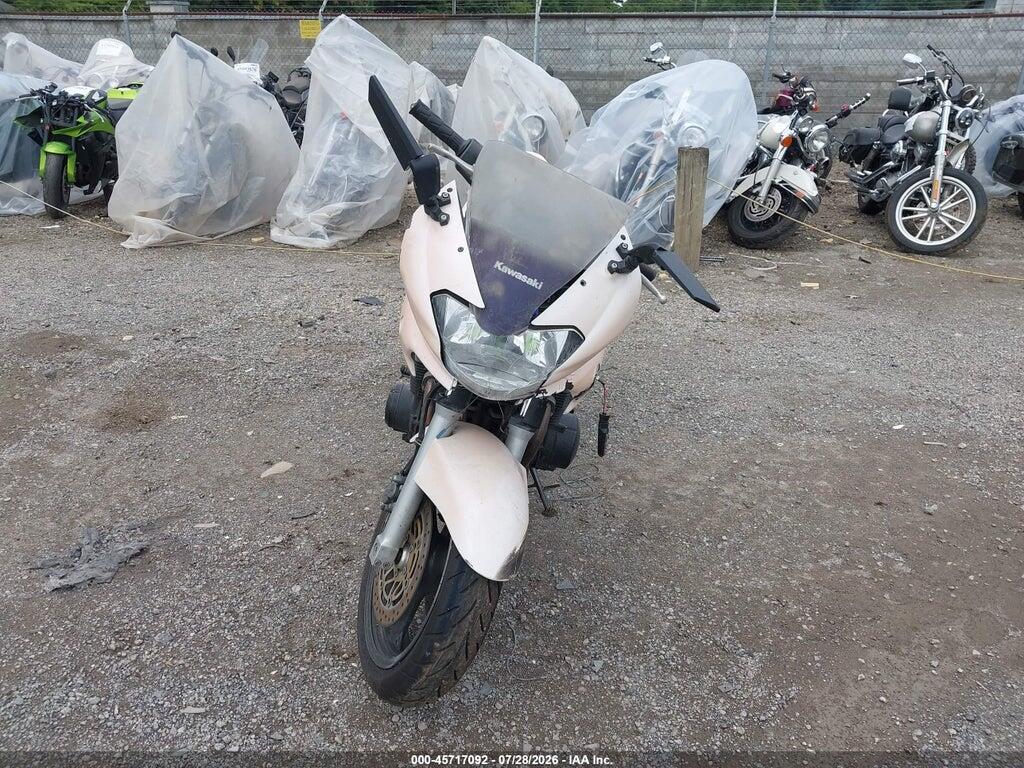 JKAZRDH131A001330 2001 KAWASAKI ZR750 photo no. 5