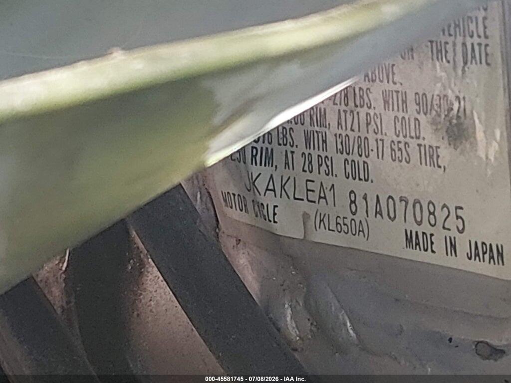 JKAKLEA181A070825 2001 KAWASAKI KL650 photo no. 10