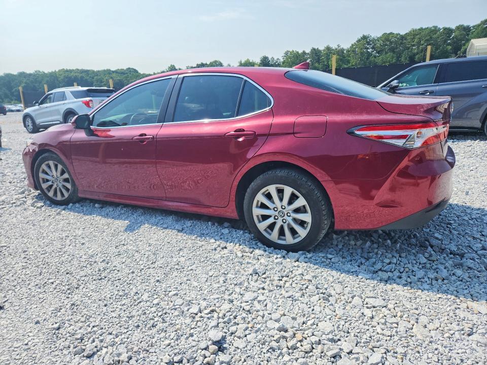 2019 TOYOTA CAMRY LE — Фото 2 из 12