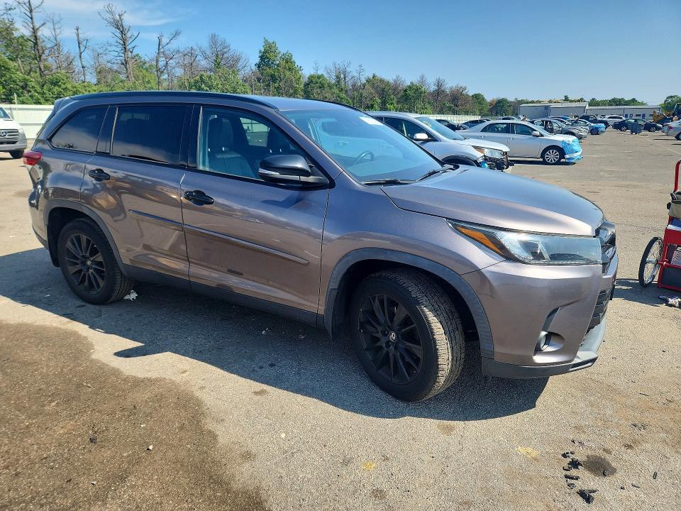 5TDJZRFH2KS963638 2019 TOYOTA HIGHLANDER photo no. 4