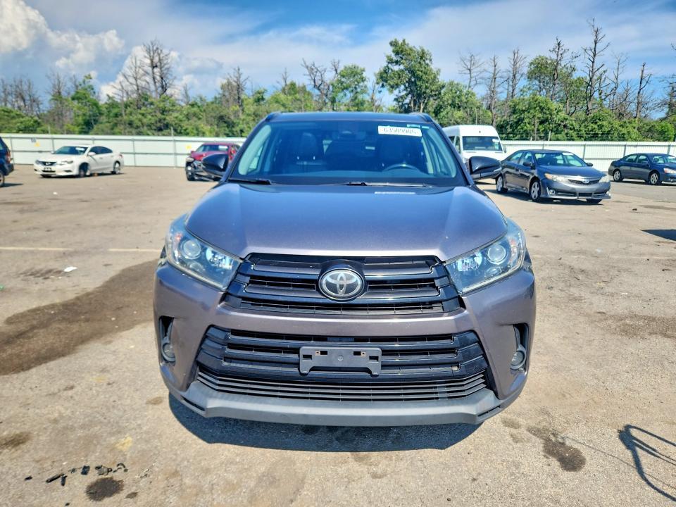5TDJZRFH2KS963638 2019 TOYOTA HIGHLANDER photo no. 5
