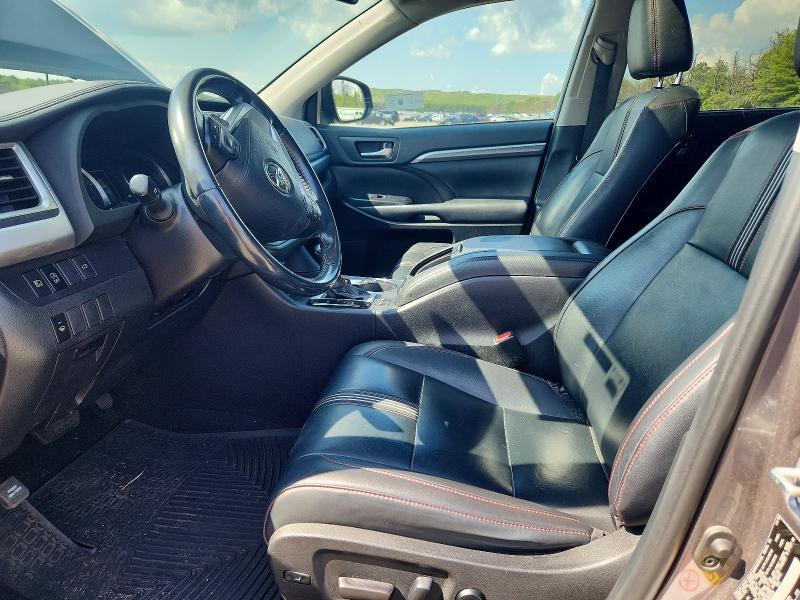 5TDJZRFH2KS963638 2019 TOYOTA HIGHLANDER photo no. 7
