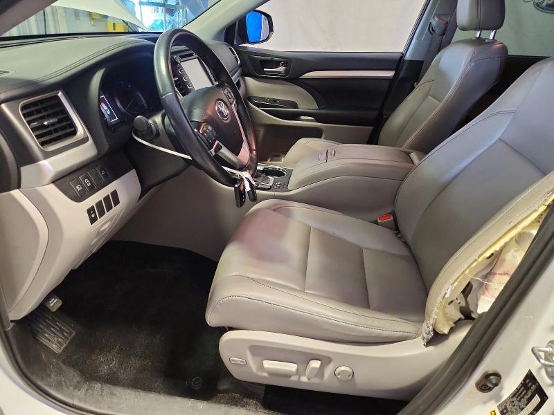 2019 TOYOTA HIGHLANDER XLE — Фото 7 из 13