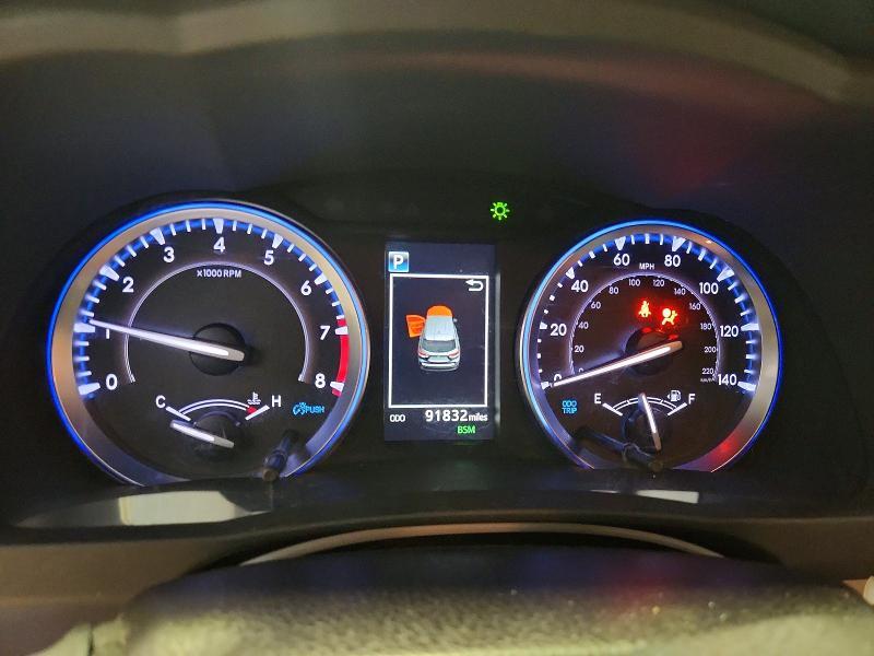 2019 TOYOTA HIGHLANDER XLE — Фото 9 из 13