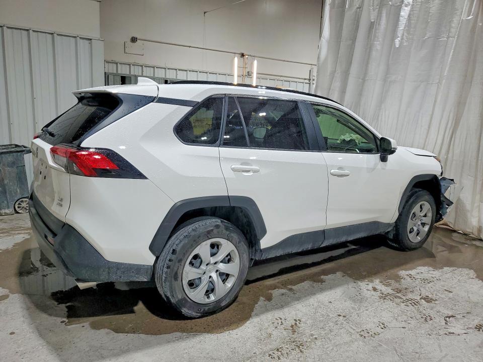 2019 TOYOTA RAV4 LE — Фото 3 из 13