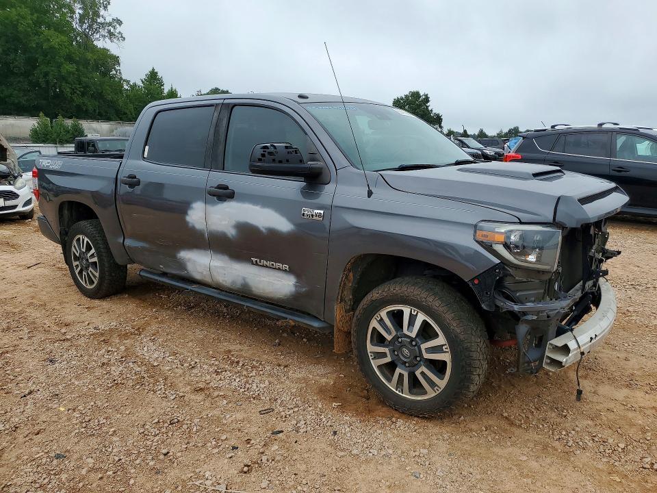 2019 TOYOTA TUNDRA CREWMAX SR5 — Фото 4 из 12