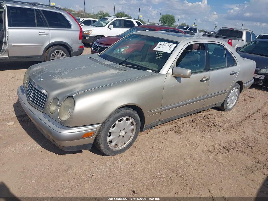 WDBJF55F3VA337906 1997 MERCEDES-BENZ E 320 photo no. 2