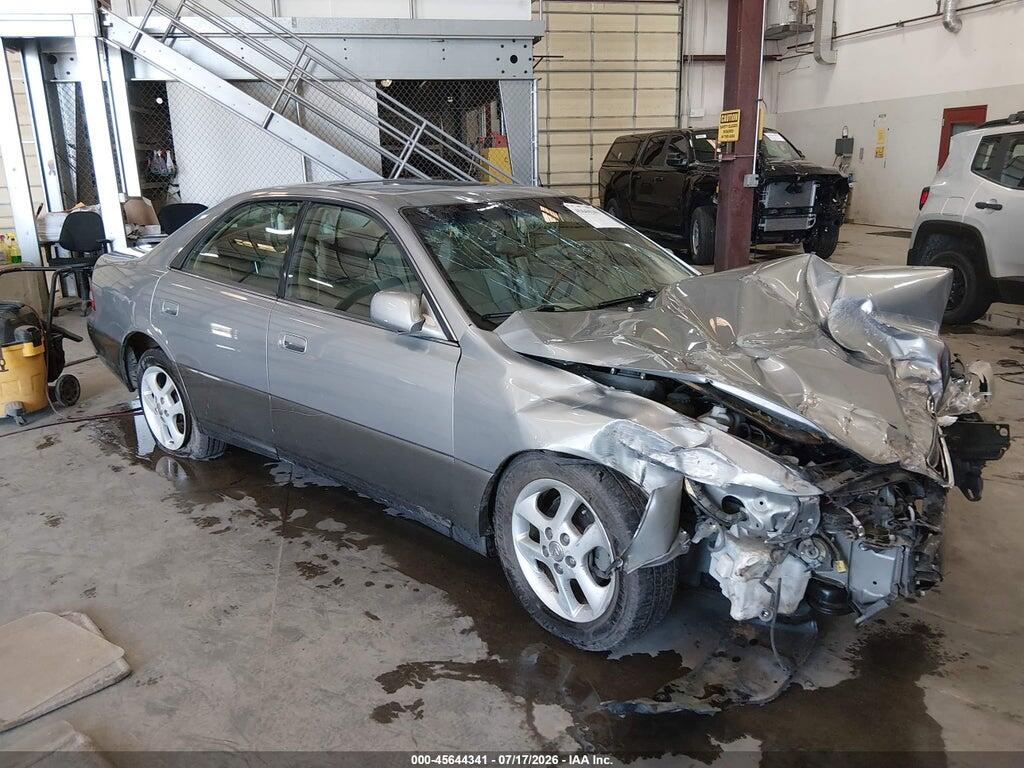 JT8BF28G910333141 2001 LEXUS ES 300 photo no. 1