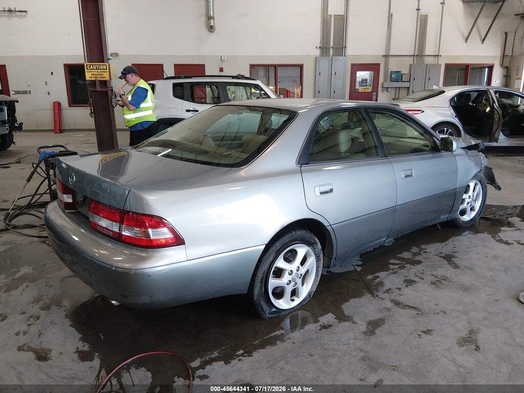 JT8BF28G910333141 2001 LEXUS ES 300 photo no. 4