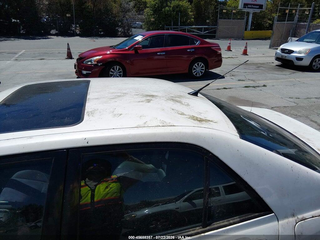 JTHBD182510028322 2001 LEXUS IS 300 photo no. 11