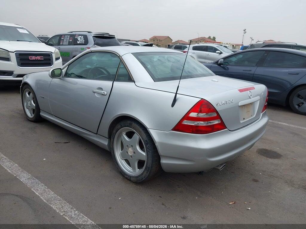 WDBKK65F71F200034 2001 MERCEDES-BENZ SLK 320 photo no. 3