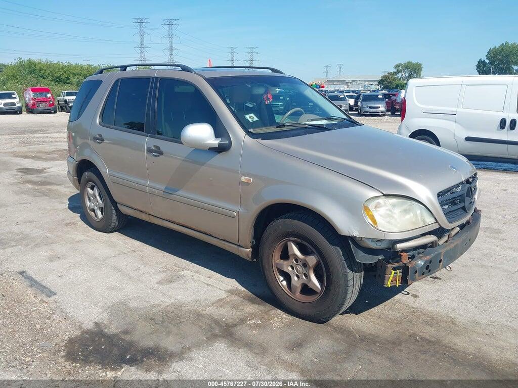 4JGAB54EX1A234168 2001 MERCEDES-BENZ ML 320 photo no. 1