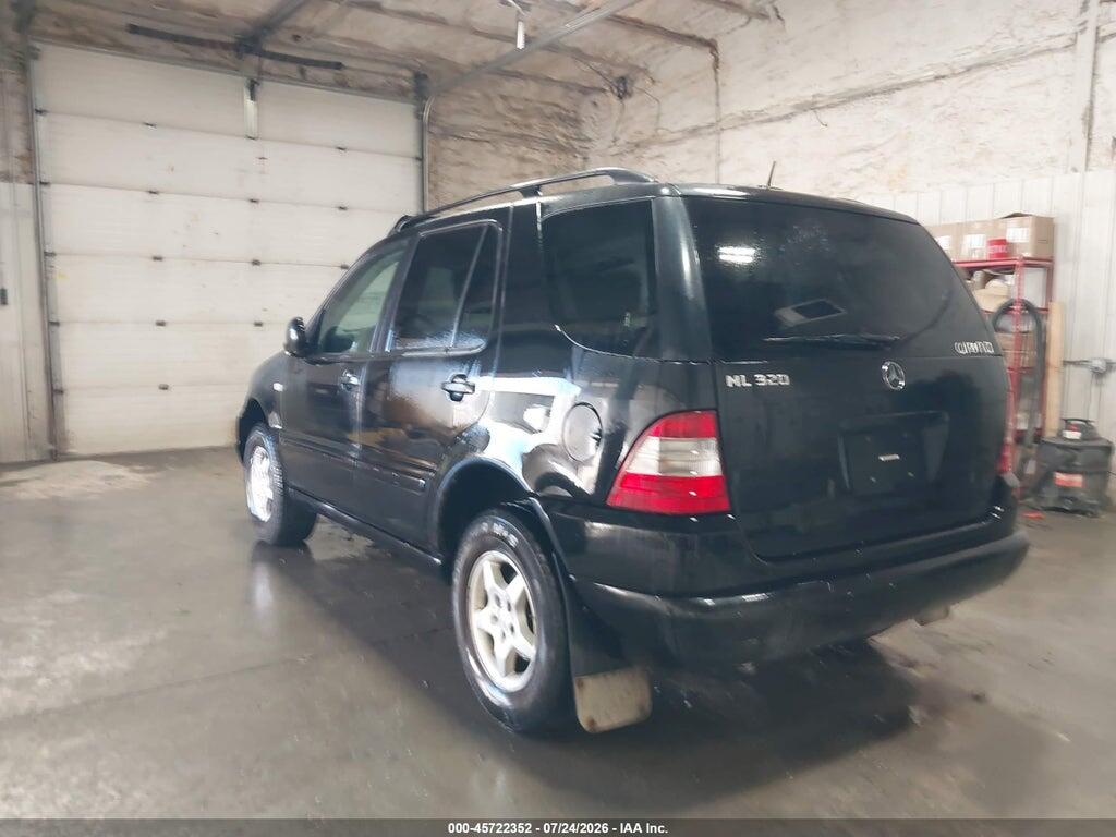 4JGAB54E01A261430 2001 MERCEDES-BENZ ML 320 photo no. 3