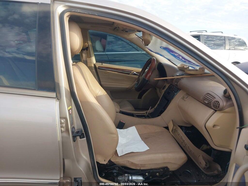 WDBRF61J81F055793 2001 MERCEDES-BENZ C 240 photo no. 5