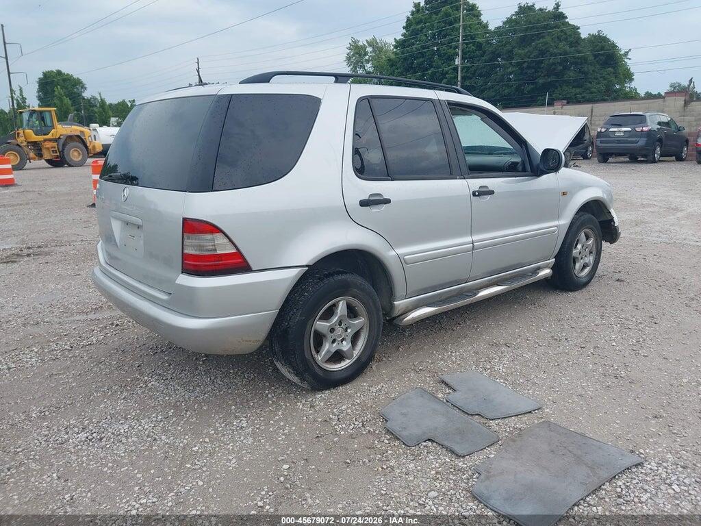 4JGAB54E11A289351 2001 MERCEDES-BENZ ML 320 photo no. 4