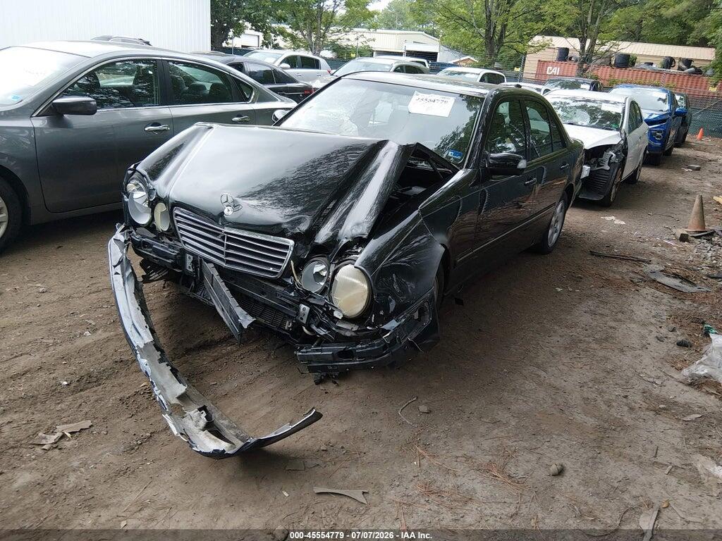 WDBJF65J61B252508 2001 MERCEDES-BENZ E 320 photo no. 2