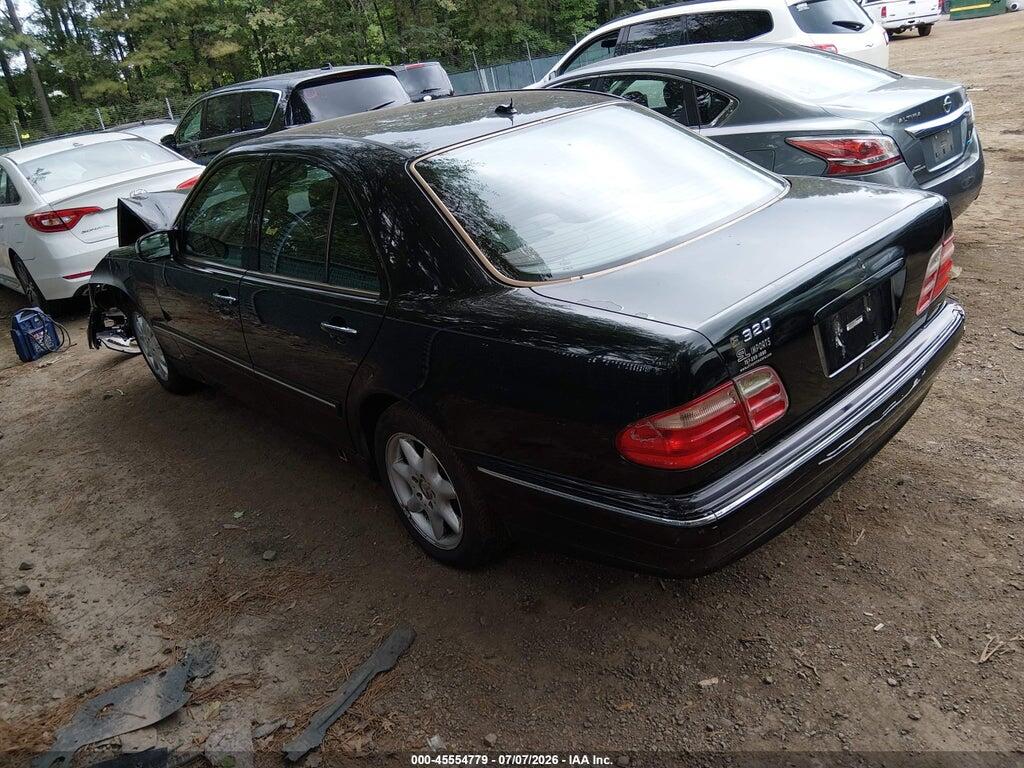WDBJF65J61B252508 2001 MERCEDES-BENZ E 320 photo no. 3