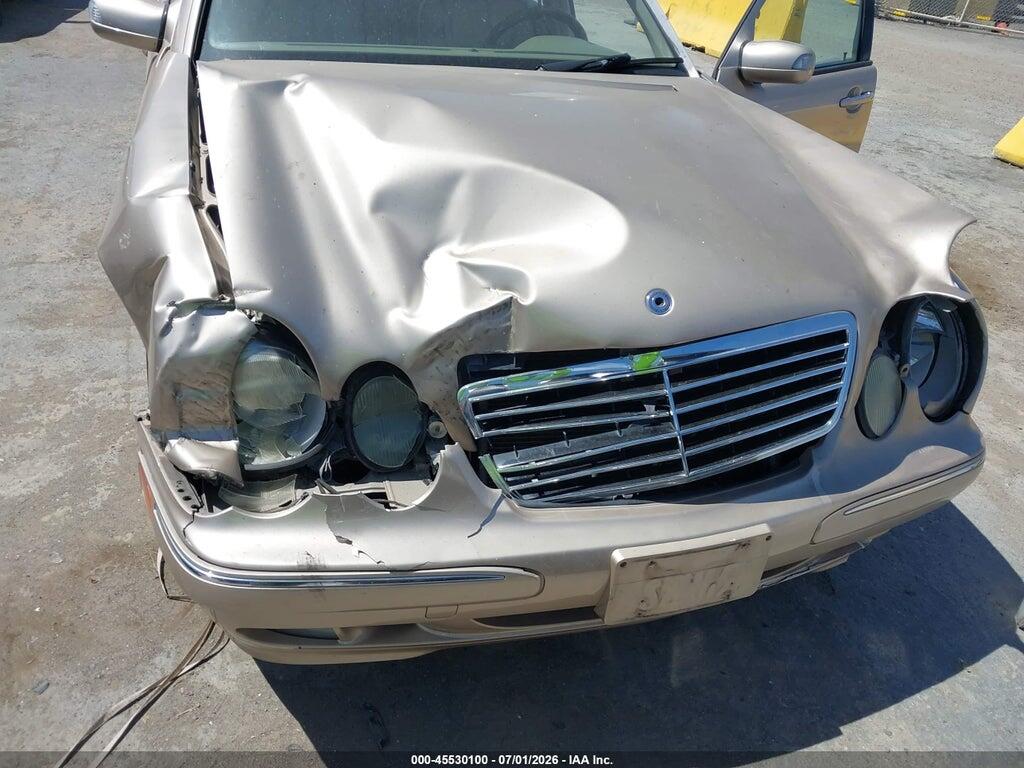 WDBJF65J61B327546 2001 MERCEDES-BENZ E 320 photo no. 6