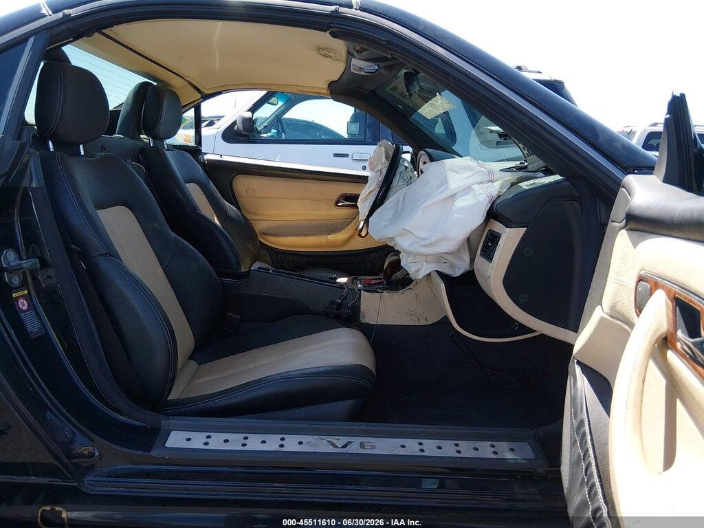 WDBKK65F71F203354 2001 MERCEDES-BENZ SLK 320 photo no. 5