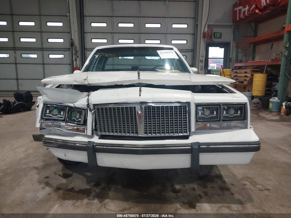 2G2GN69A7G2283024 1986 PONTIAC BONNEVILLE photo no. 11