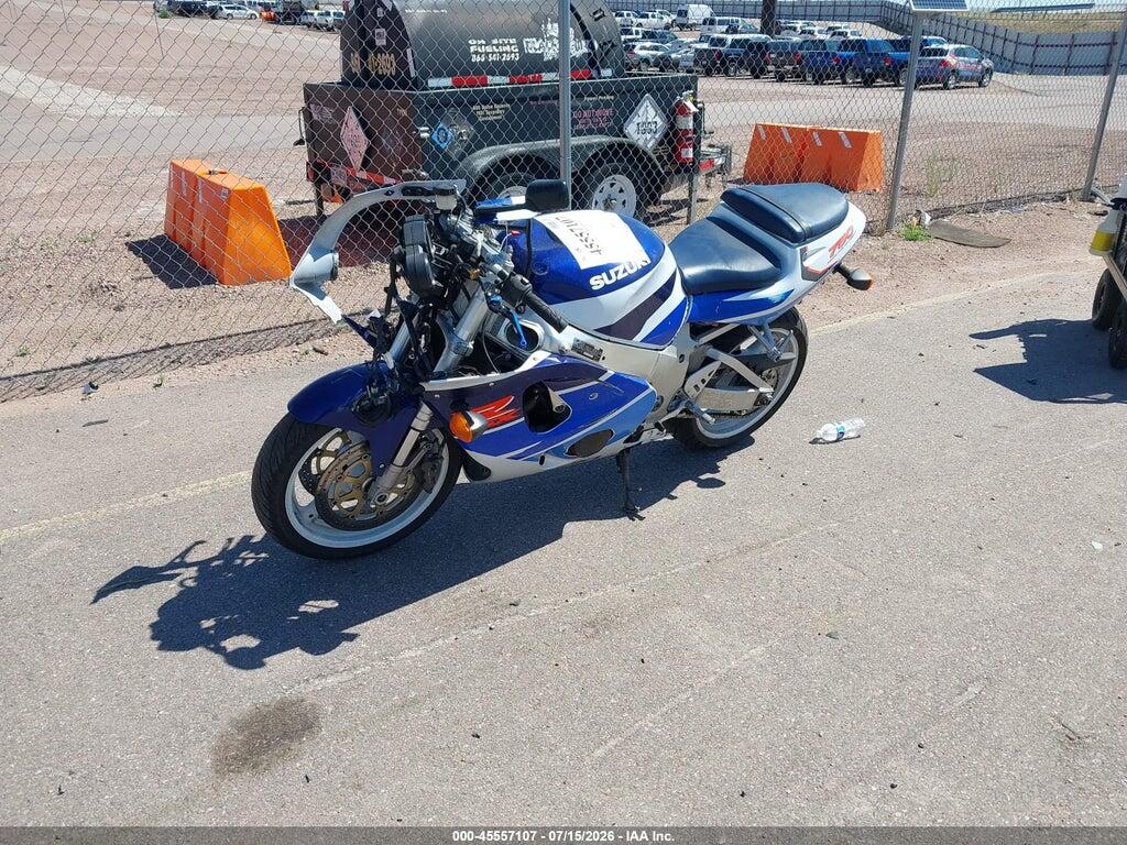 JS1GR7DA7V2100991 1997 SUZUKI GSX-R750 photo no. 2