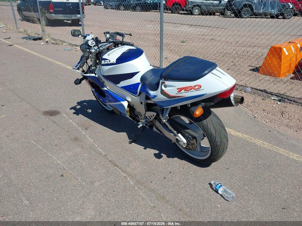 JS1GR7DA7V2100991 1997 SUZUKI GSX-R750 photo no. 3