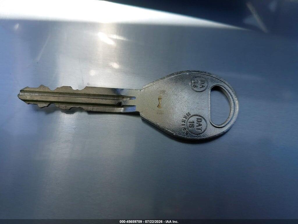 3N1CB51D71L492300 2001 NISSAN SENTRA photo no. 11