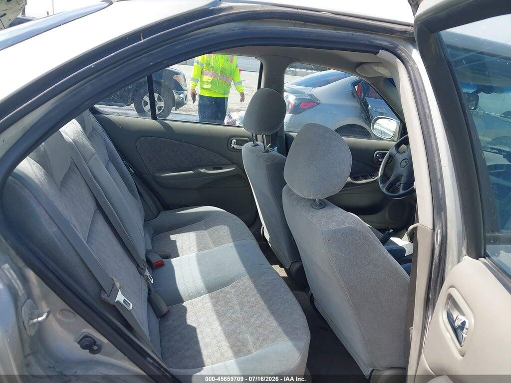 3N1CB51D71L492300 2001 NISSAN SENTRA photo no. 8