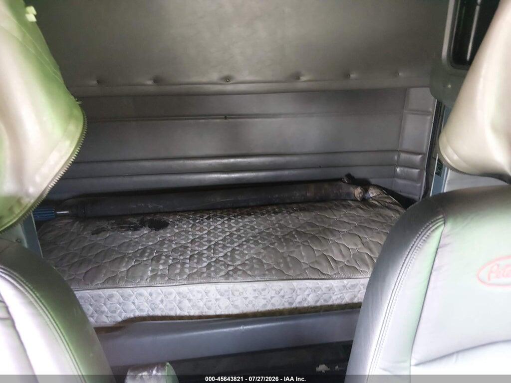 1XP5DR9X91D568819 2001 PETERBILT 379 photo no. 5