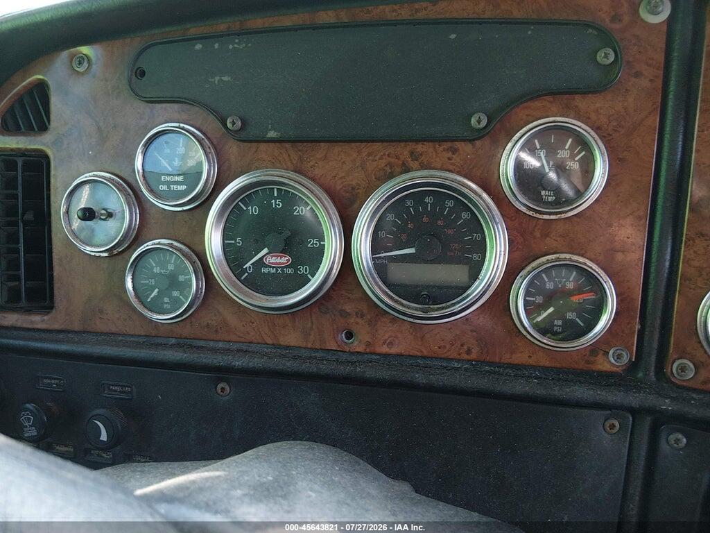 1XP5DR9X91D568819 2001 PETERBILT 379 photo no. 6