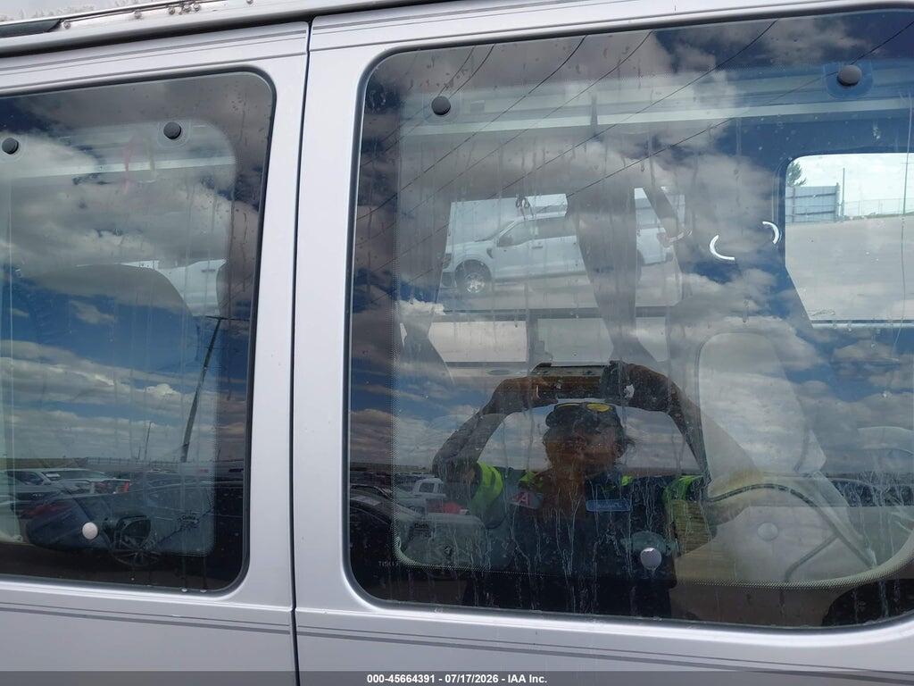 1FDEE14H1PHA49731 1993 FORD ECONOLINE photo no. 8
