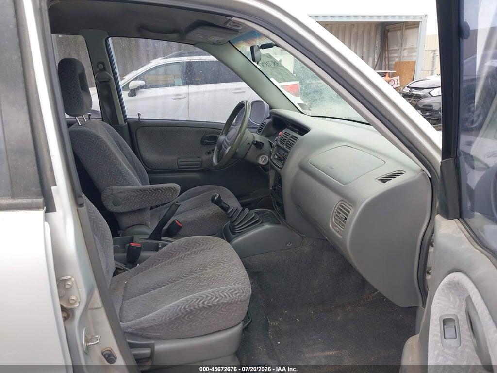 JS3TE62V414154152 2001 SUZUKI GRAND VITARA photo no. 5