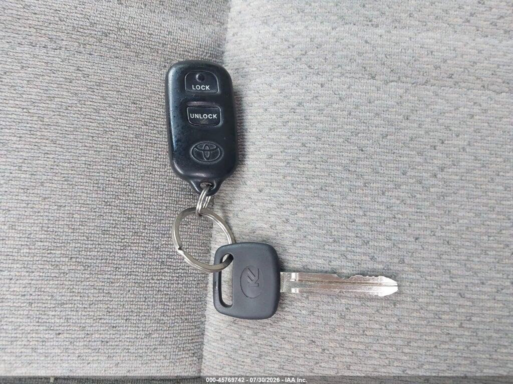 JT2BG22K210556870 2001 TOYOTA CAMRY photo no. 11
