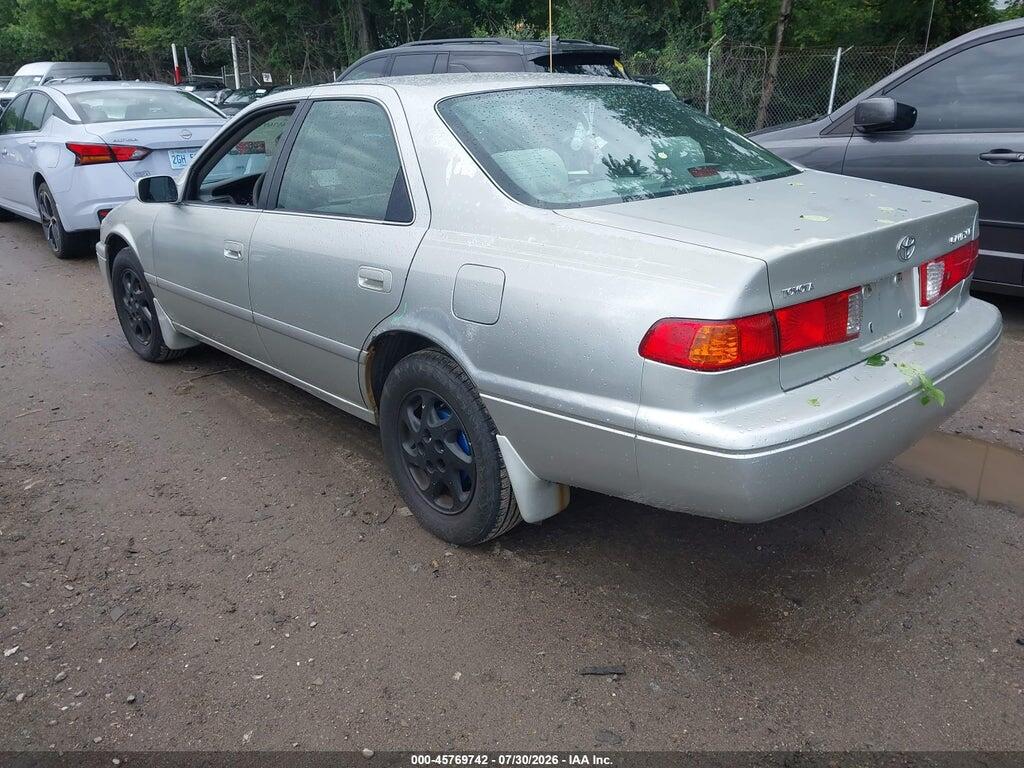 JT2BG22K210556870 2001 TOYOTA CAMRY photo no. 3