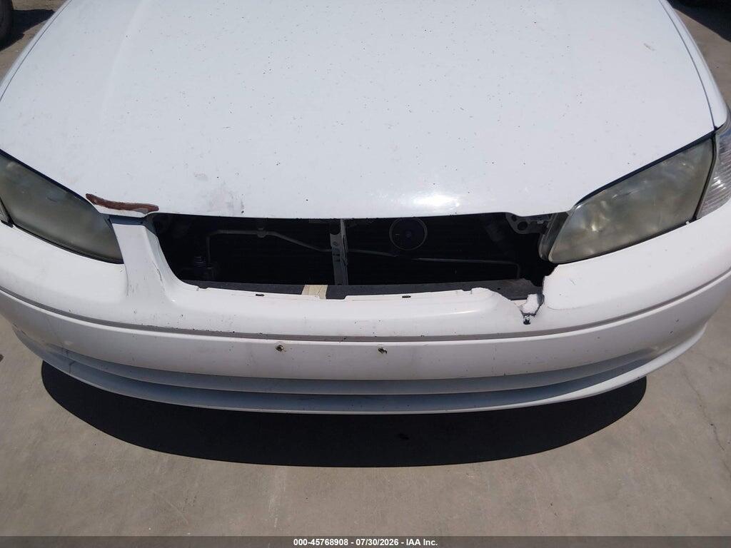 4T1BF28K31U960427 2001 TOYOTA CAMRY photo no. 6