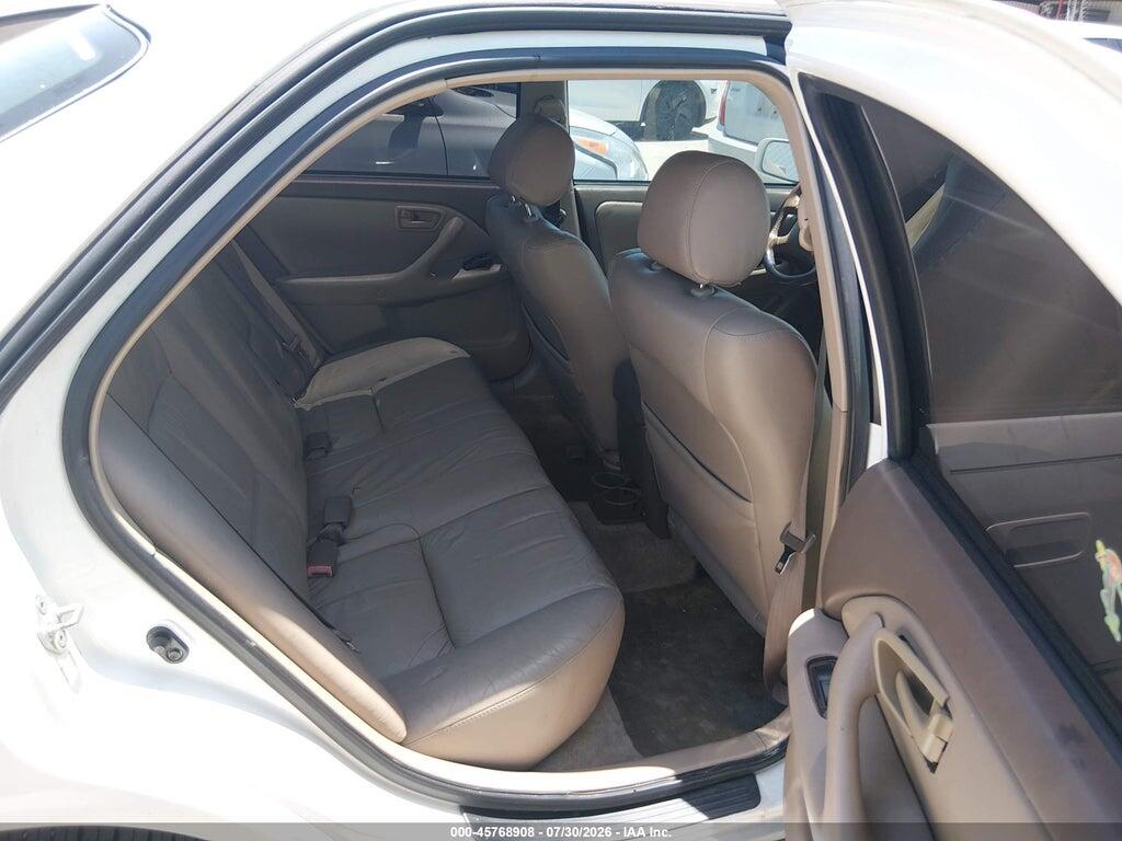 4T1BF28K31U960427 2001 TOYOTA CAMRY photo no. 8