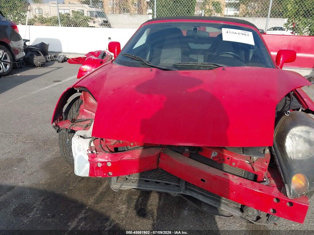 JTDFR320810027186 2001 TOYOTA MR2 SPYDER photo no. 6