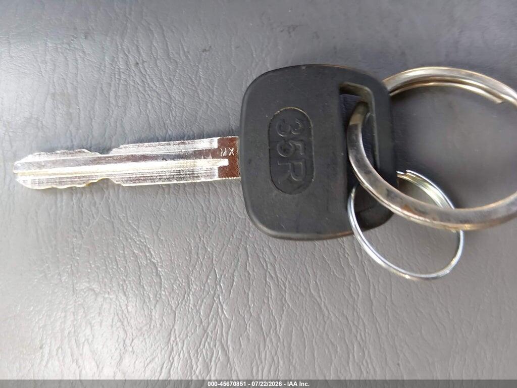 JTEHH20VX10078690 2001 TOYOTA RAV4 photo no. 11