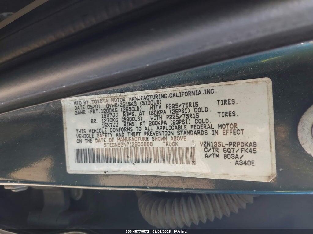 5TEGN92N71Z833888 2001 TOYOTA TACOMA photo no. 9