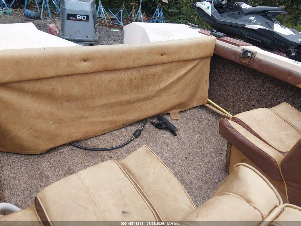00000BLBE69MB0479 1979 BAYLINER OTHER photo no. 8