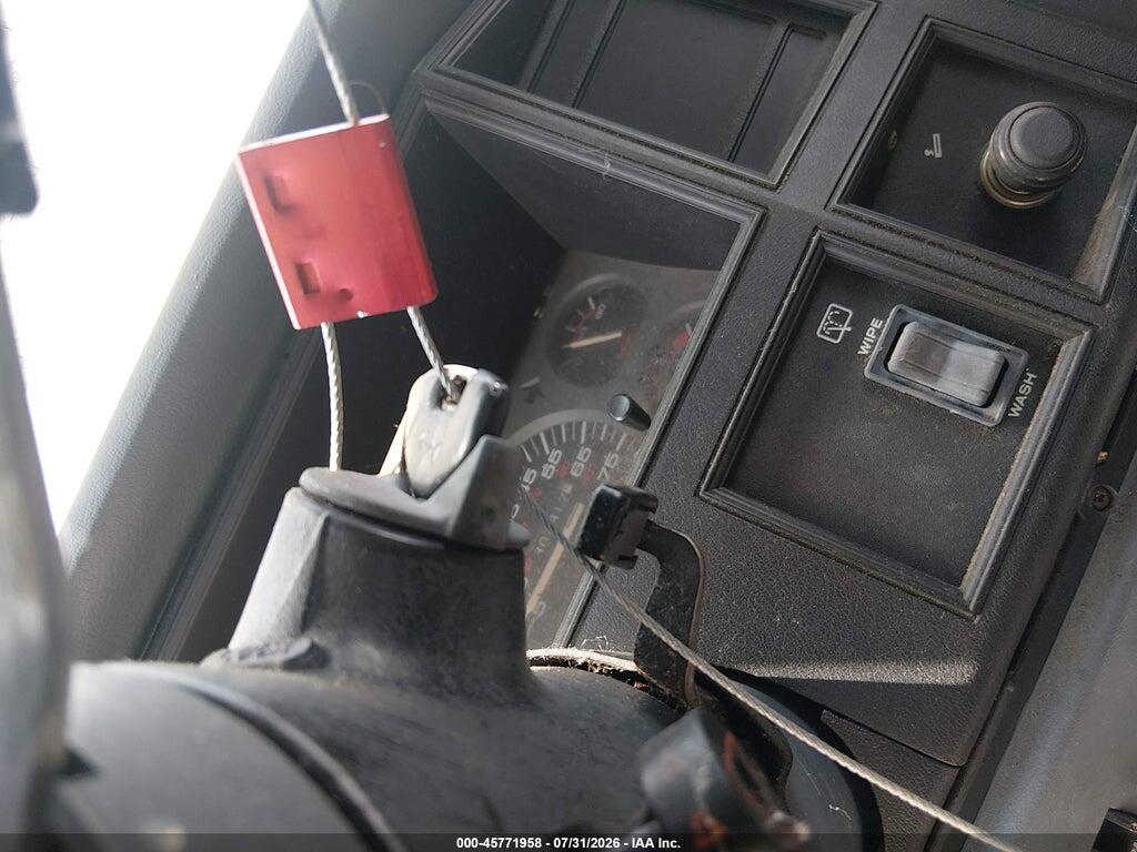 1J4FJ67S9PL589697 1993 JEEP CHEROKEE photo no. 11
