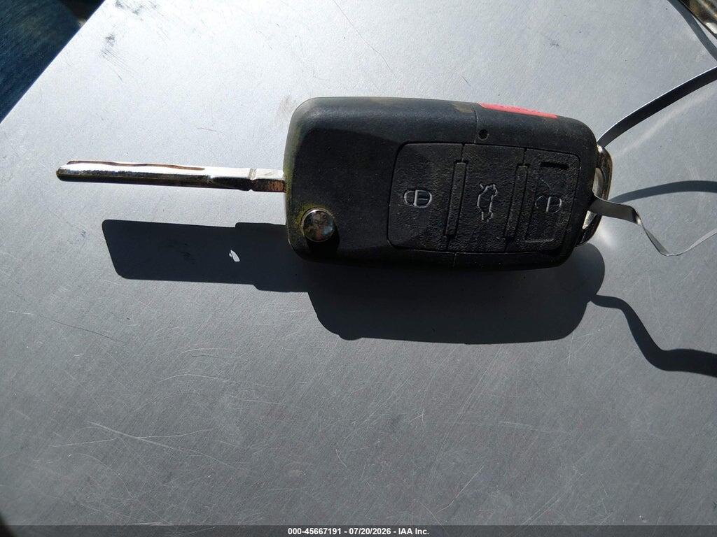 3VWCP21C41M441400 2001 VOLKSWAGEN NEW BEETLE photo no. 11