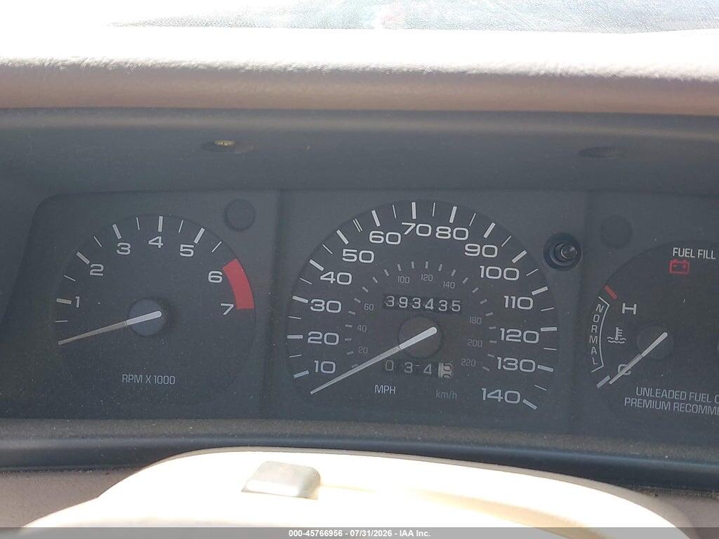 1LNLM91V4PY689435 1993 LINCOLN MARK VIII photo no. 7
