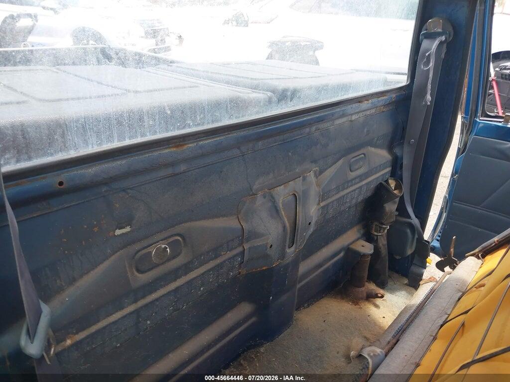4TARN81A7PZ141857 1993 TOYOTA PICKUP photo no. 8