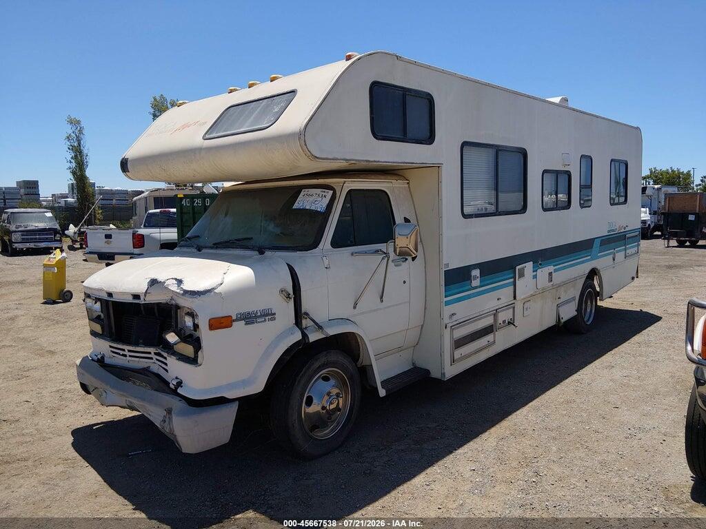 1GBKH37NXT3309938 1996 CHEVROLET G-P photo no. 2
